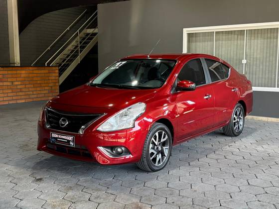 NISSAN VERSA 1.6 16V FLEXSTART SL 4P XTRONIC NISSAN VERSA 1.6 16V FLEXSTART SL 4P XTRONIC